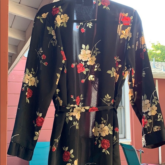 Vintage silk robe - Picture 3 of 4